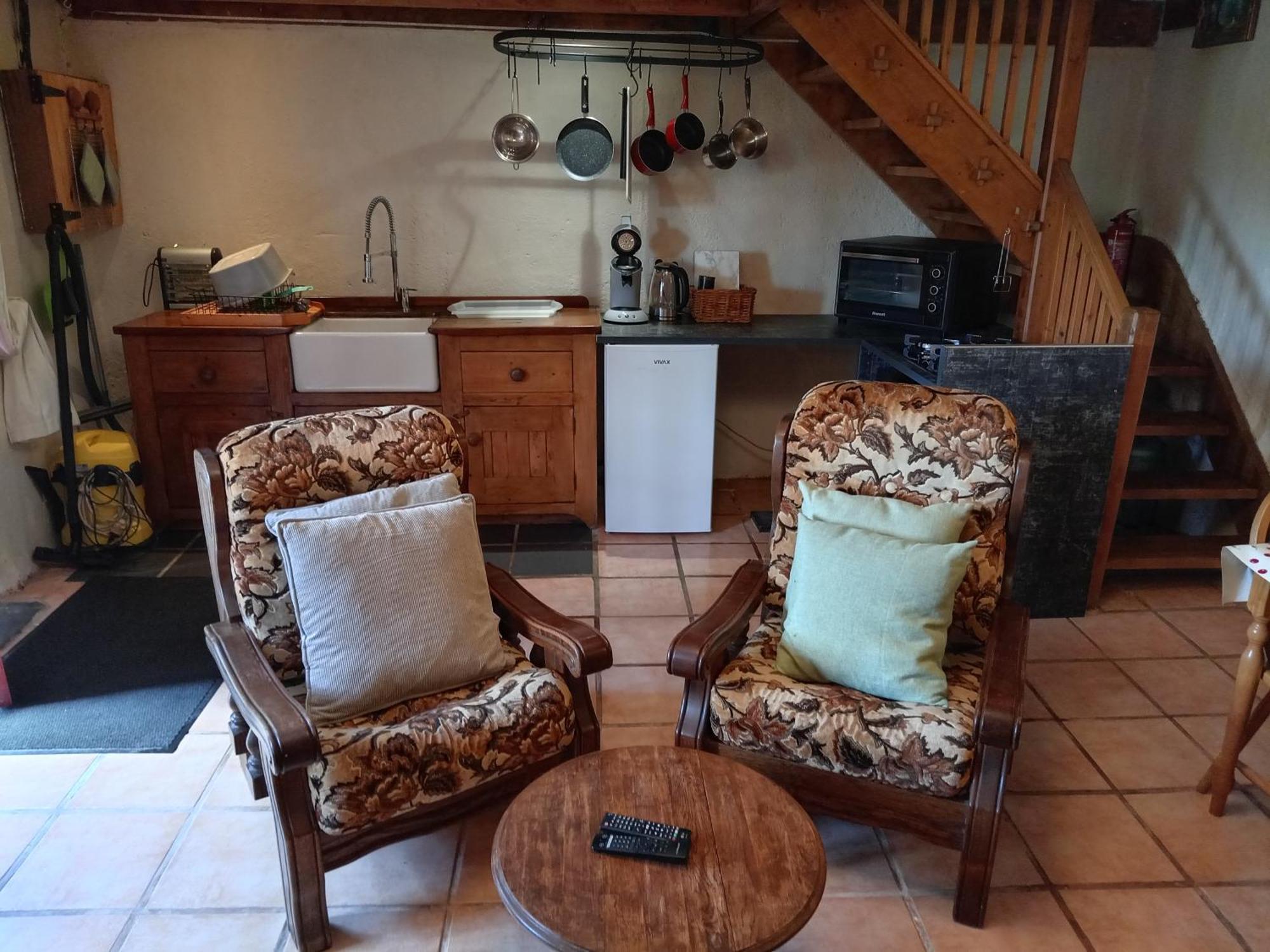 Character Breton Cottage Carhaix-Plouguer Exterior foto