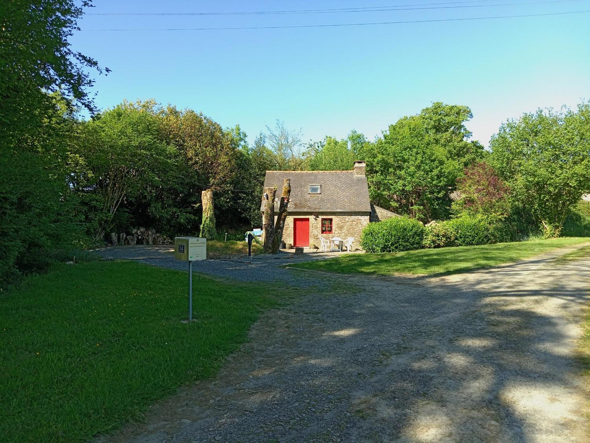 Character Breton Cottage Carhaix-Plouguer Exterior foto